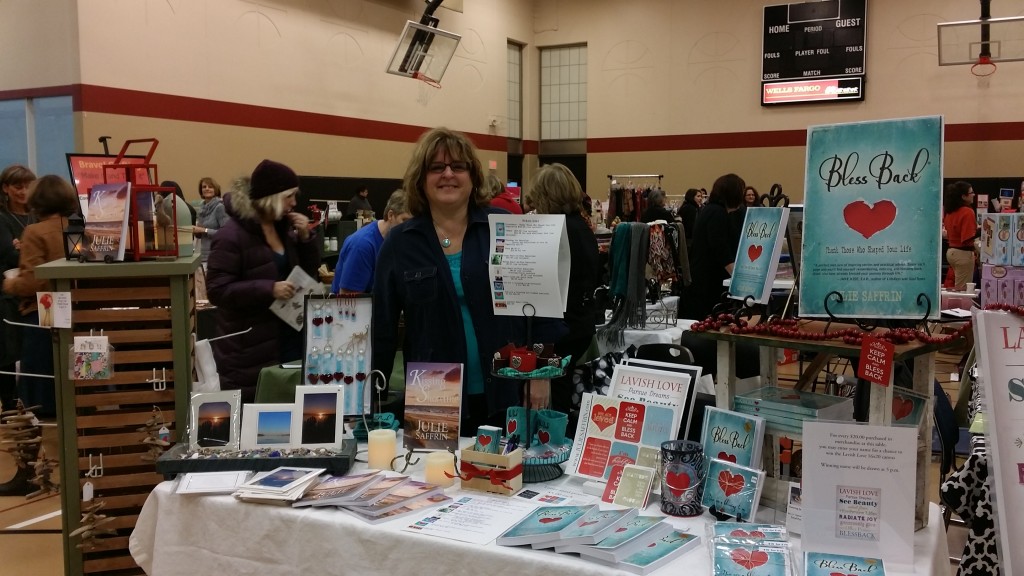 table display 2014 holiday market