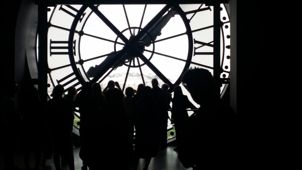 Clock at L'Orangerie